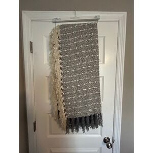 Shabby Chic Grey White Textured Fringe Decorative Throw Blanket 50x60 NWT